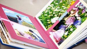 Gestalte individuelle Kalender oder Alben
